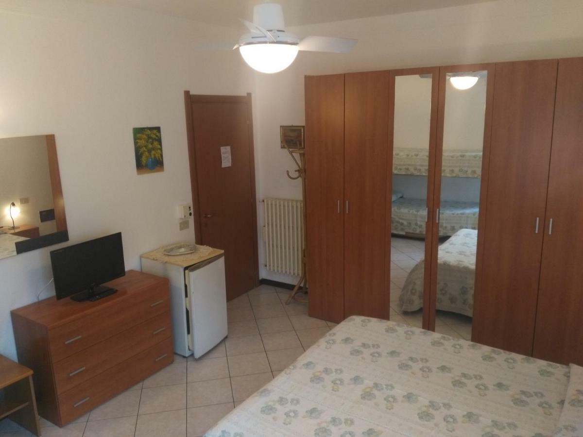 B&B Home Sweet Home Diano Marina Exterior foto